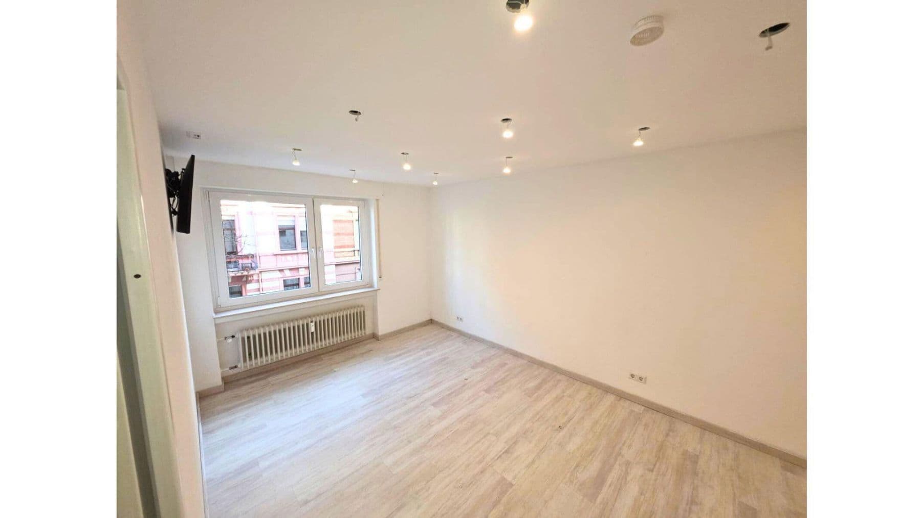 Predaj bytu 3-izbový 81 m², Scheffelstr. 46, Karlsruhe, Bádensko-Wurttembersko Predaj bytu 3-izbový 81 m², Scheffelstr. 46, Karlsruhe, Bádensko-Wurttembersko
