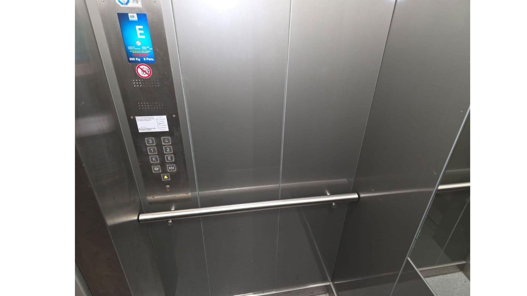 Predaj bytu 3-izbový 81 m², Scheffelstr. 46, Karlsruhe, Bádensko-Wurttembersko Predaj bytu 3-izbový 81 m², Scheffelstr. 46, Karlsruhe, Bádensko-Wurttembersko