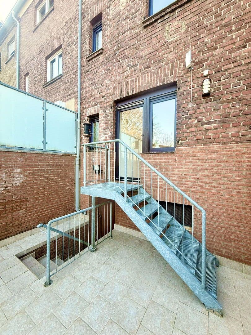 Predaj domu 97 m², pozemek 155 m², Tönisvorst, Severné Porýnie - Westfálsko Predaj domu 97 m², pozemek 155 m², Tönisvorst, Severné Porýnie - Westfálsko