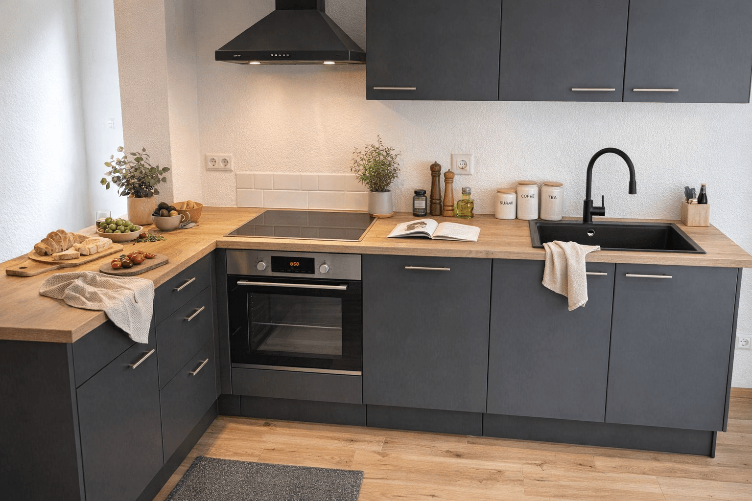 Prenájom bytu 3-izbový 90 m², Meßkircher Str. 159, Stockach, Bádensko-Wurttembersko Prenájom bytu 3-izbový 90 m², Meßkircher Str. 159, Stockach, Bádensko-Wurttembersko