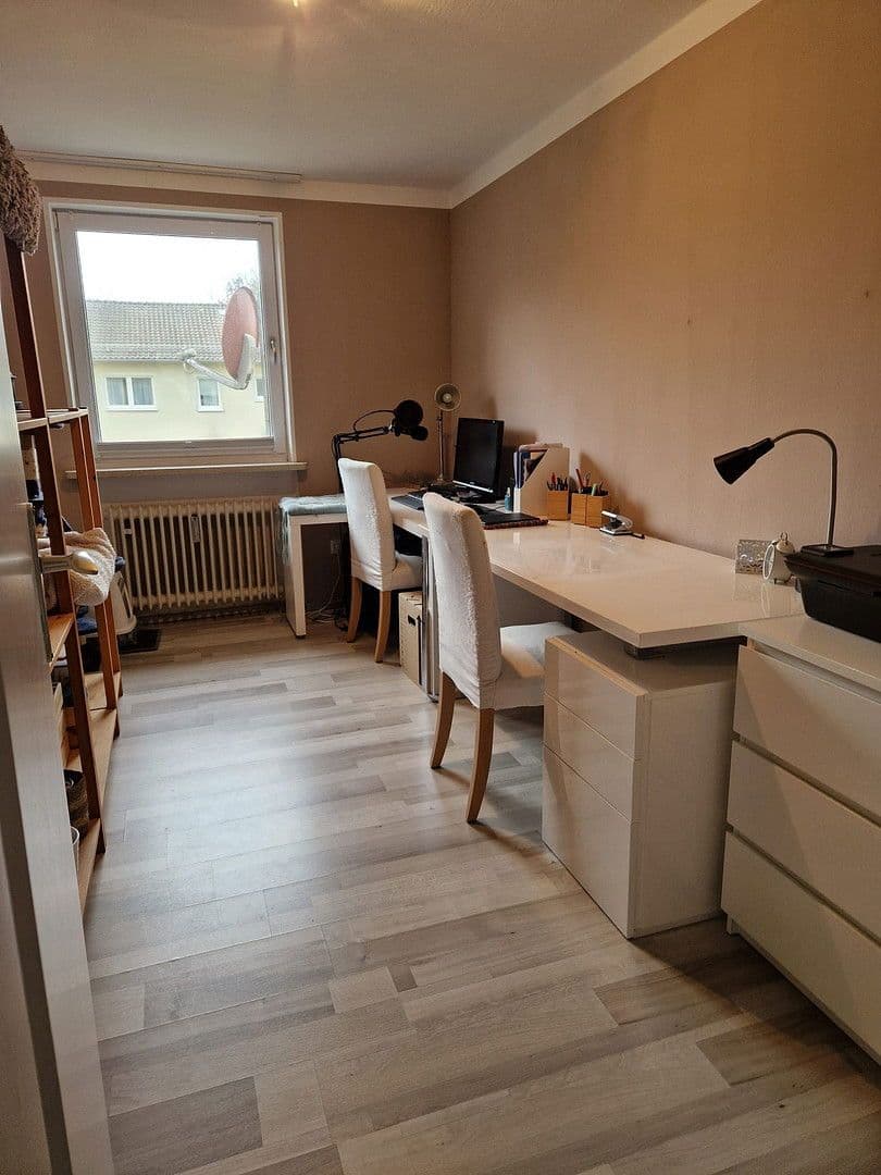 Prenájom bytu 4-izbový 85 m², Rosenauerstraße 46, Coburg, Bavorsko Prenájom bytu 4-izbový 85 m², Rosenauerstraße 46, Coburg, Bavorsko