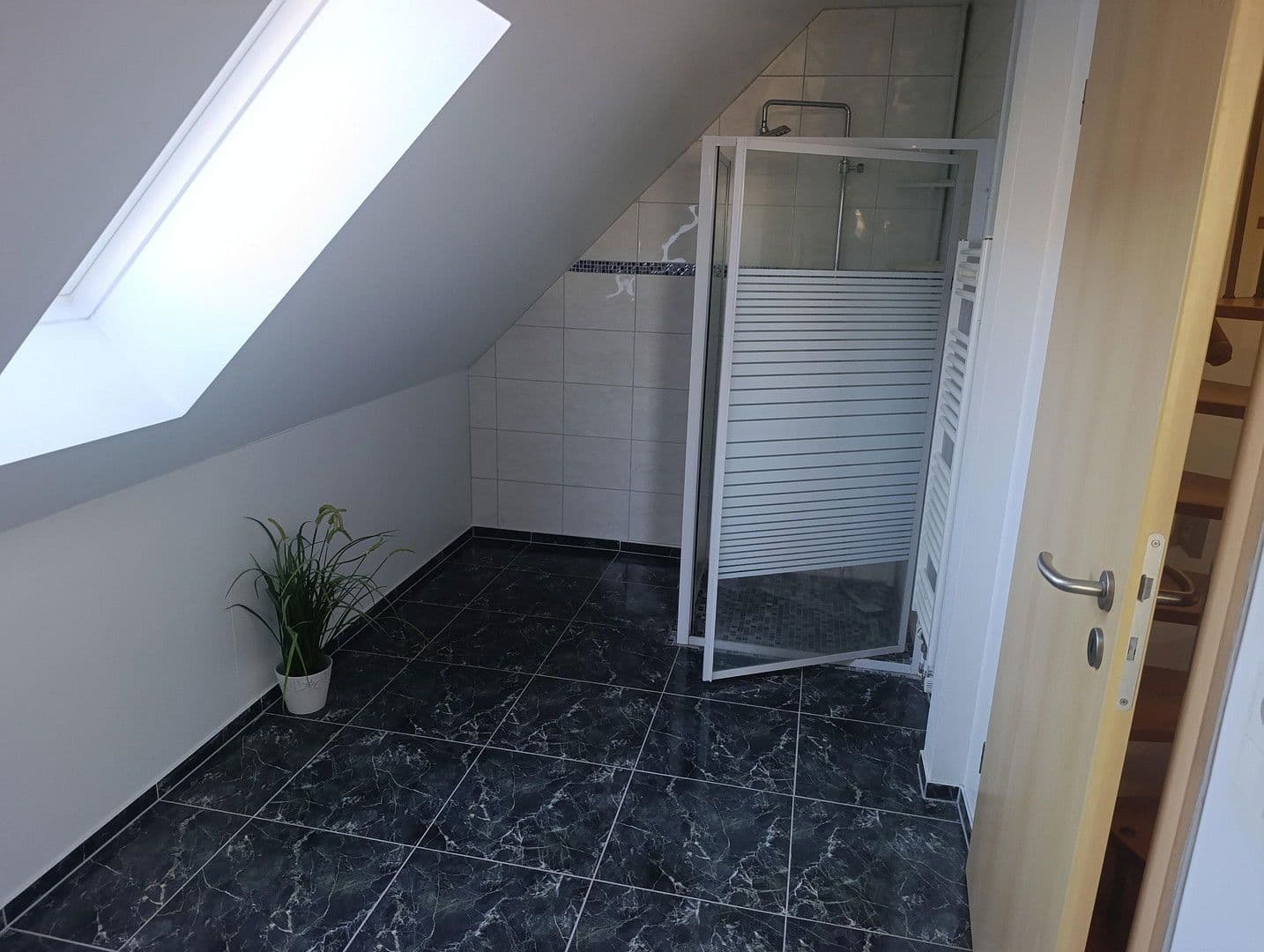 Predaj domu 203 m², pozemek 601 m², Pinneberg, Šlezvicko-Holštajnsko Predaj domu 203 m², pozemek 601 m², Pinneberg, Šlezvicko-Holštajnsko