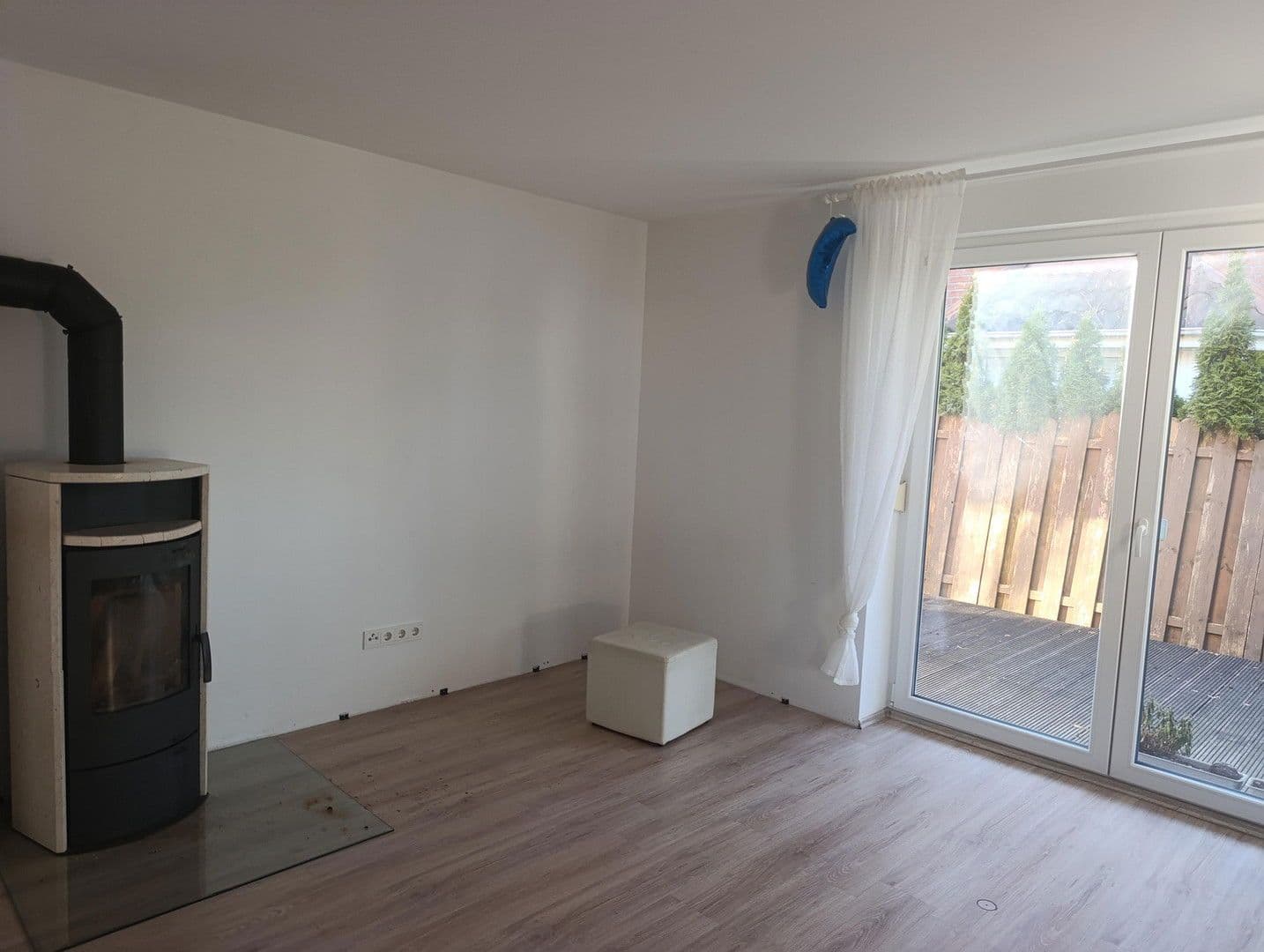 Predaj domu 203 m², pozemek 601 m², Pinneberg, Šlezvicko-Holštajnsko Predaj domu 203 m², pozemek 601 m², Pinneberg, Šlezvicko-Holštajnsko
