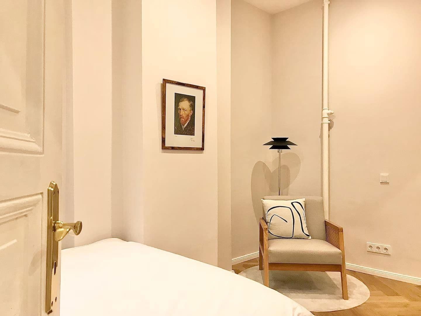 Prenájom bytu 4-izbový 102 m², Herderstraße 5, Berlin, Berlín Prenájom bytu 4-izbový 102 m², Herderstraße 5, Berlin, Berlín