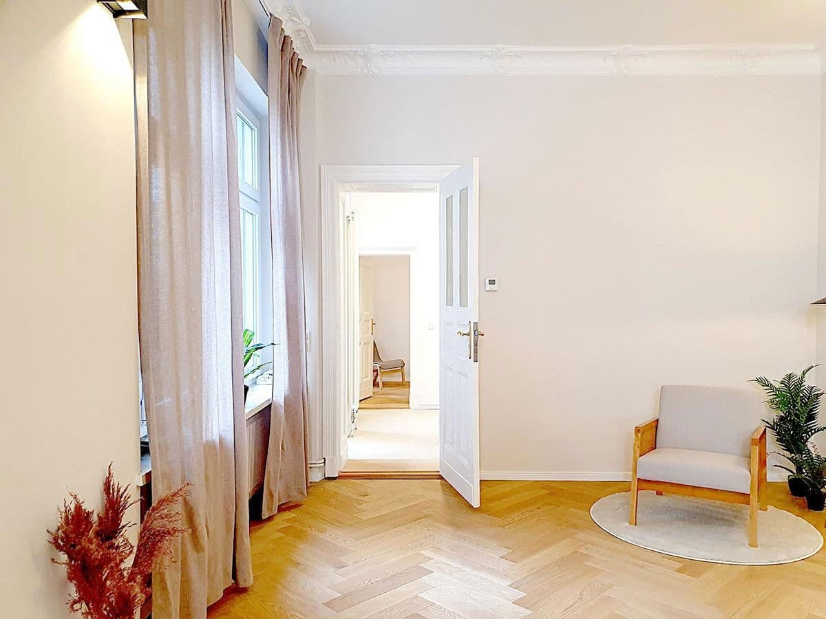 Prenájom bytu 4-izbový 102 m², Herderstraße 5, Berlin, Berlín Prenájom bytu 4-izbový 102 m², Herderstraße 5, Berlin, Berlín