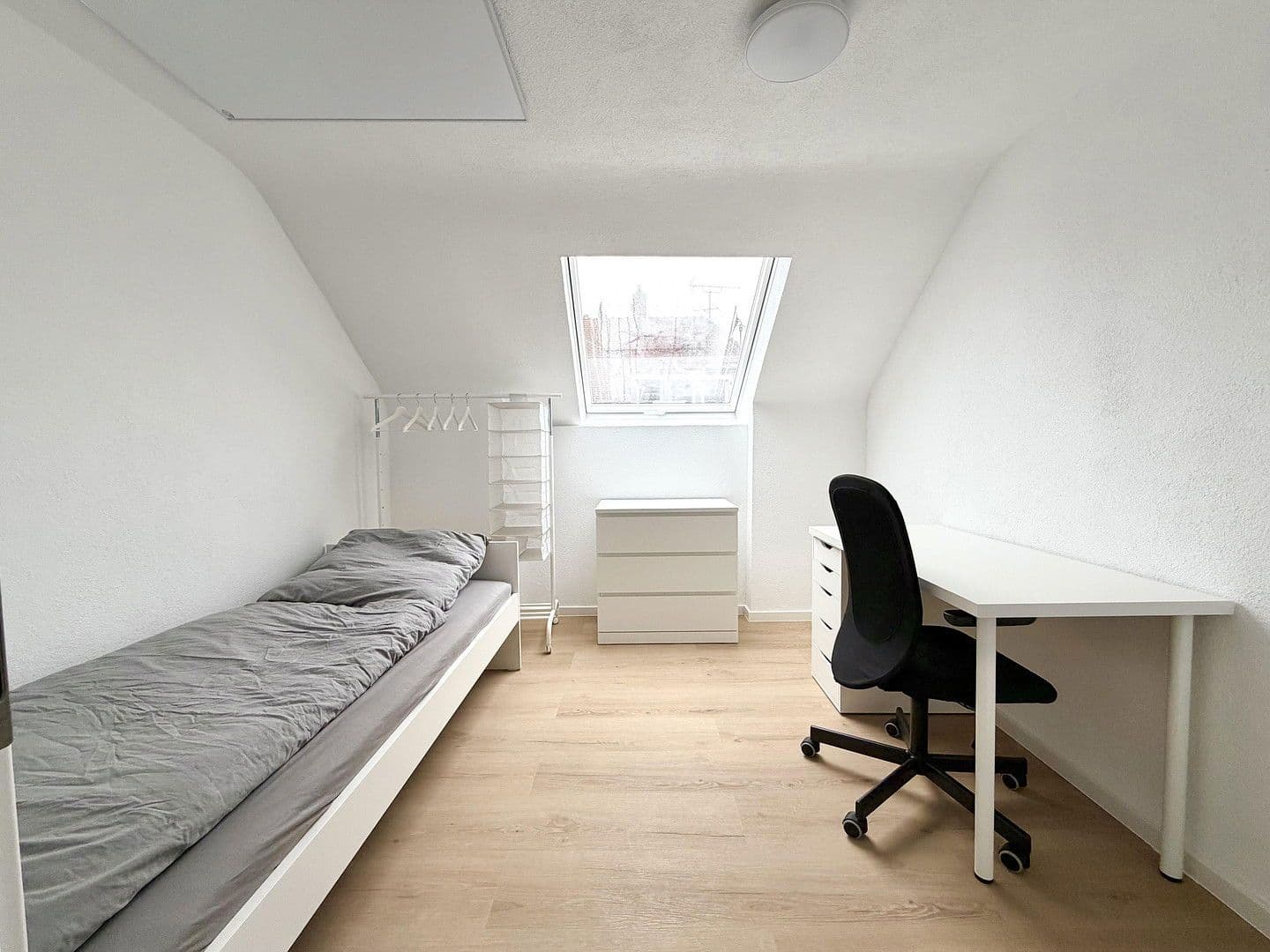 Prenájom bytu 9 m², Uhlandstraße 9/1, Heilbronn, Bádensko-Wurttembersko Prenájom bytu 9 m², Uhlandstraße 9/1, Heilbronn, Bádensko-Wurttembersko