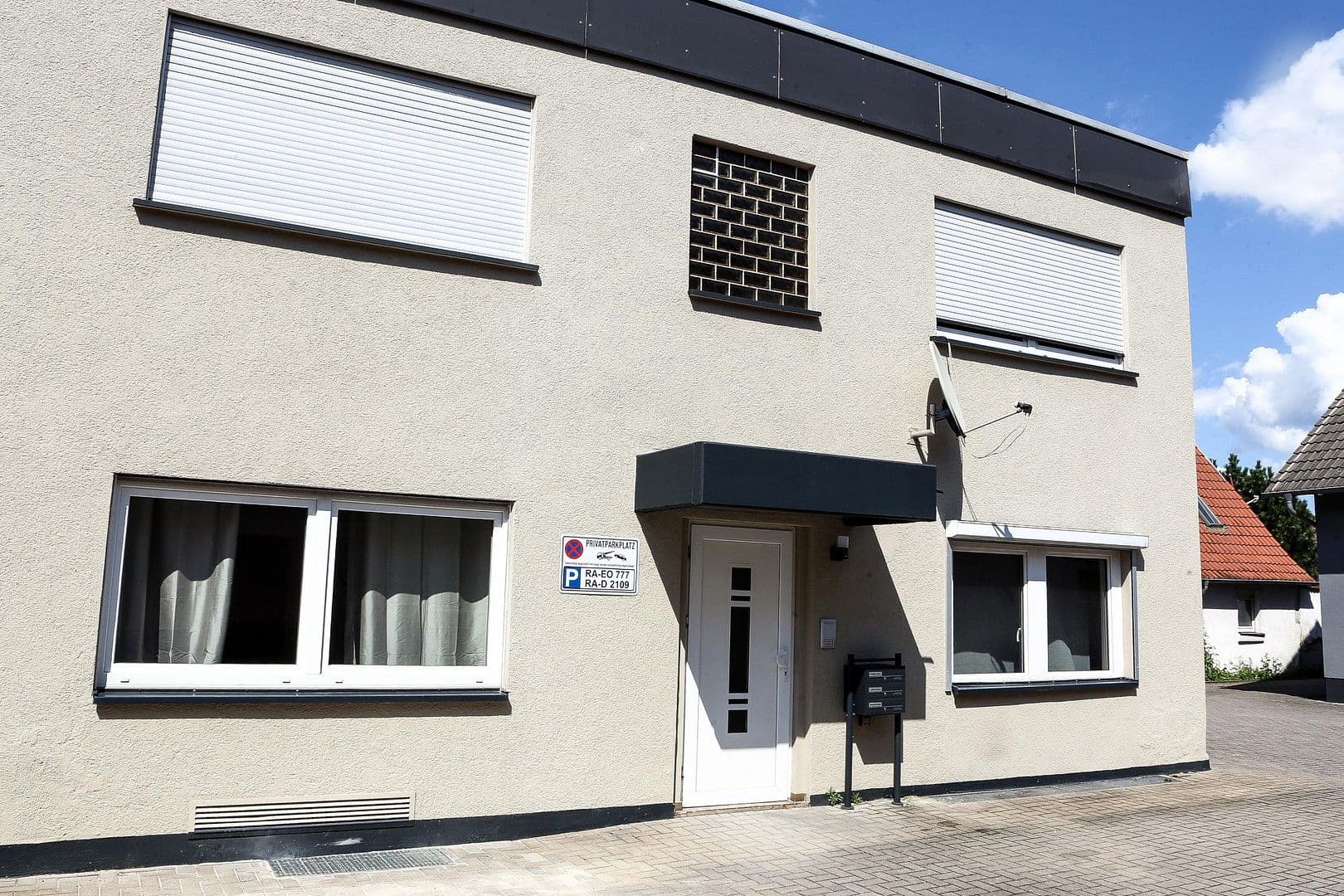 Prenájom bytu 3-izbový 108 m², Durmersheim, Bádensko-Wurttembersko Prenájom bytu 3-izbový 108 m², Durmersheim, Bádensko-Wurttembersko