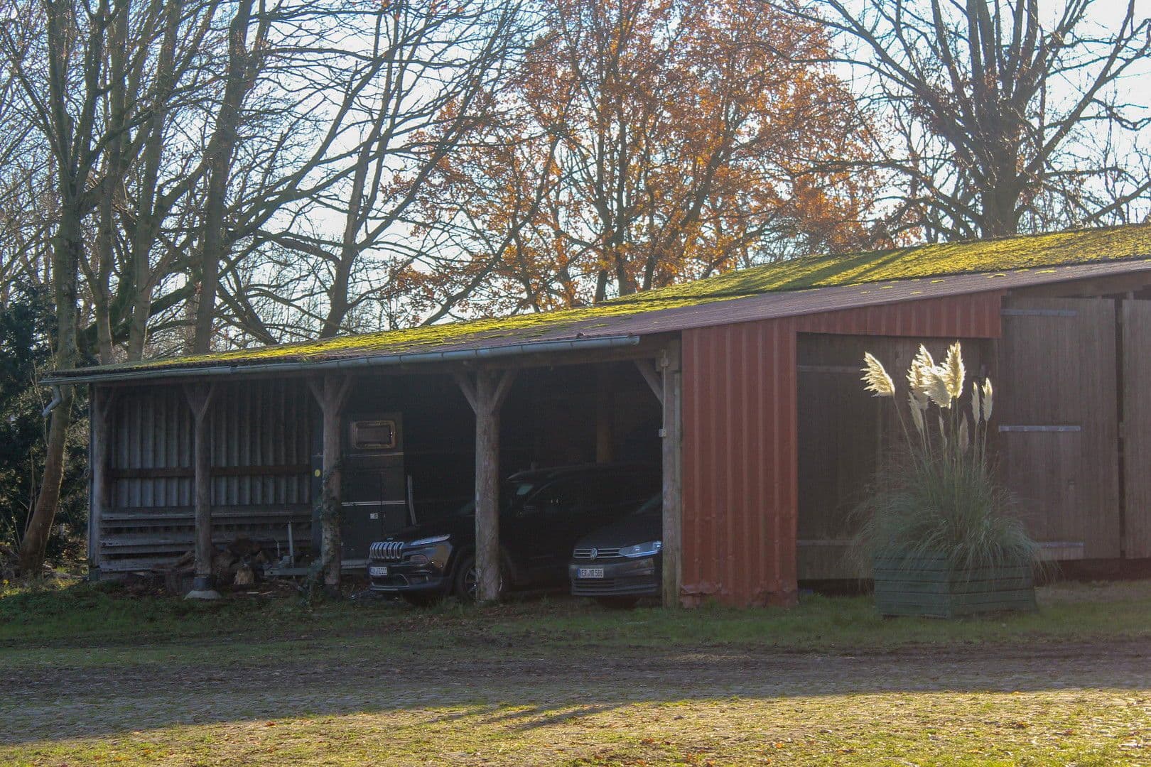 Predaj domu 380 m², pozemek 350.000 m², Domäne Hünkemann 1, Wurster Nordseeküste, Dolné Sasko Predaj domu 380 m², pozemek 350.000 m², Domäne Hünkemann 1, Wurster Nordseeküste, Dolné Sasko