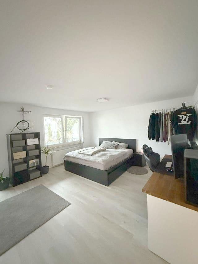 Prenájom bytu 1-izbový 45 m², Waldbüttelbrunn, Bavorsko Prenájom bytu 1-izbový 45 m², Waldbüttelbrunn, Bavorsko