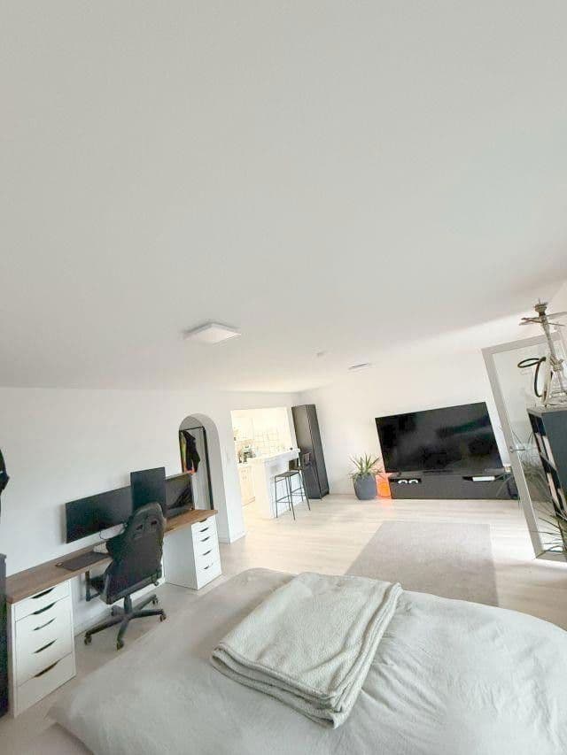 Prenájom bytu 1-izbový 45 m², Waldbüttelbrunn, Bavorsko Prenájom bytu 1-izbový 45 m², Waldbüttelbrunn, Bavorsko