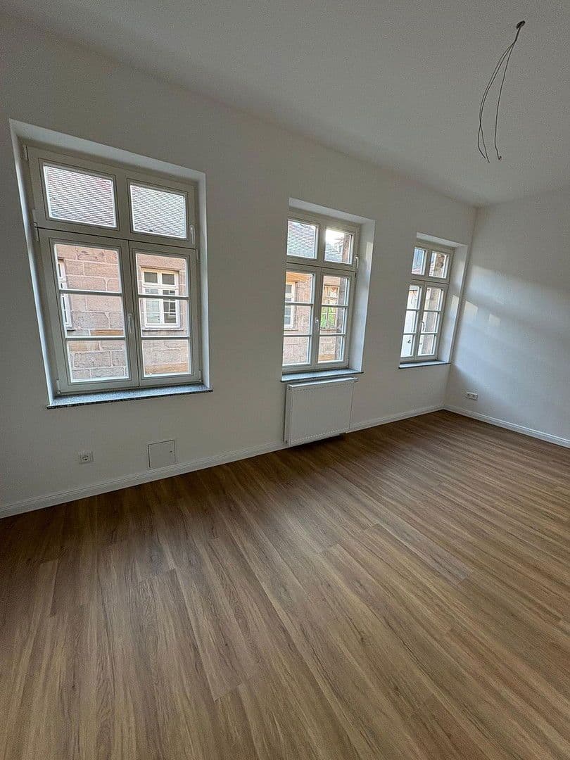 Prenájom bytu 4-izbový 104 m², Königstr. 92, Fürth, Bavorsko Prenájom bytu 4-izbový 104 m², Königstr. 92, Fürth, Bavorsko