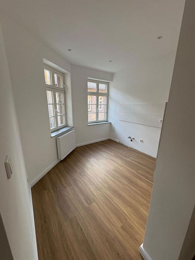 Prenájom bytu 4-izbový 104 m², Königstr. 92, Fürth, Bavorsko Prenájom bytu 4-izbový 104 m², Königstr. 92, Fürth, Bavorsko
