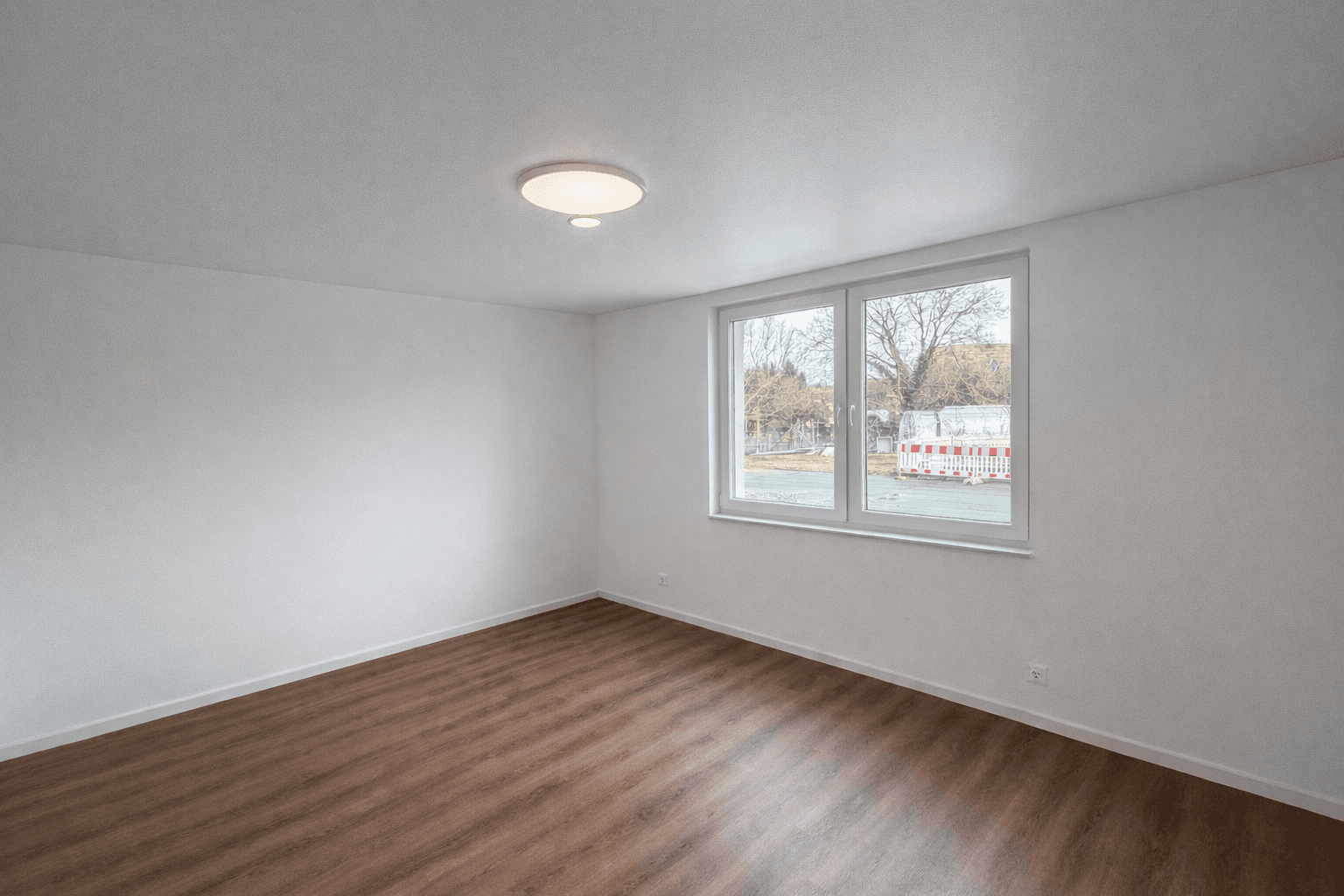 Predaj bytu 4-izbový 127 m², Jockgrim, Porýnie-Falcko Predaj bytu 4-izbový 127 m², Jockgrim, Porýnie-Falcko