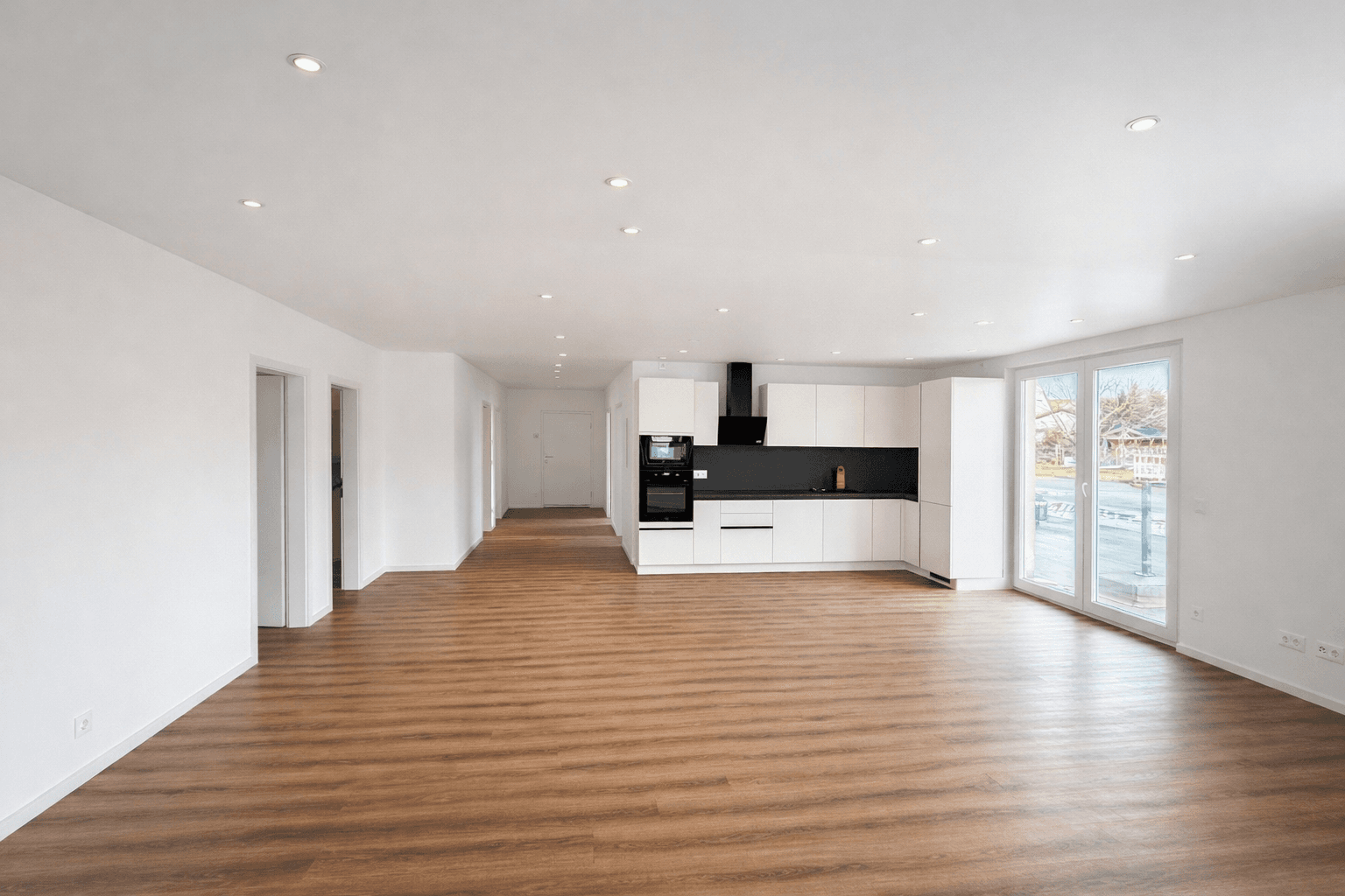 Predaj bytu 4-izbový 127 m², Jockgrim, Porýnie-Falcko Predaj bytu 4-izbový 127 m², Jockgrim, Porýnie-Falcko