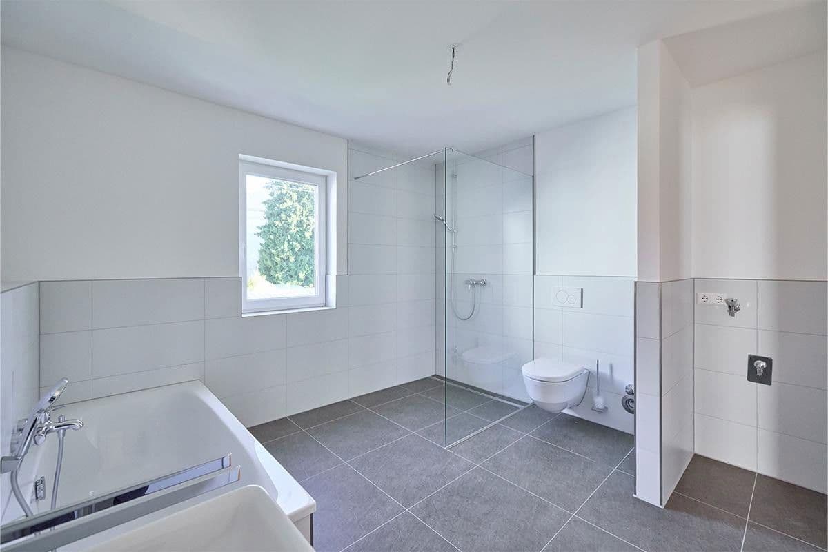 Predaj bytu 3-izbový 88 m², Burgauer Straße 18a, Krumbach (Schwaben), Bavorsko Predaj bytu 3-izbový 88 m², Burgauer Straße 18a, Krumbach (Schwaben), Bavorsko