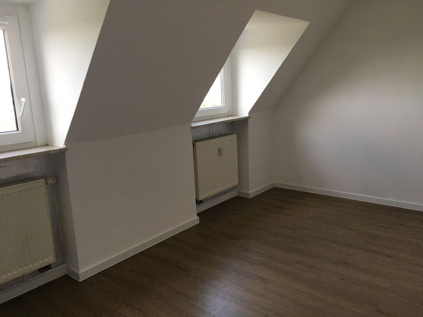 Prenájom bytu 3-izbový 54 m², Simmern/Hunsrück, Porýnie-Falcko Prenájom bytu 3-izbový 54 m², Simmern/Hunsrück, Porýnie-Falcko