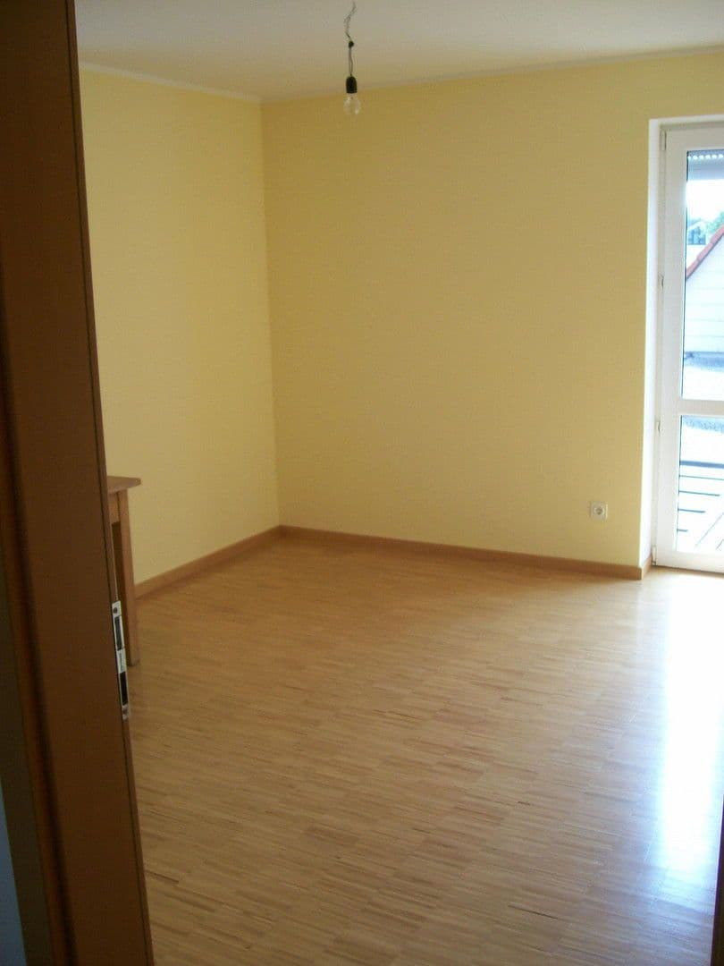 Prenájom bytu 2-izbový 65 m², Blumenstraße 36, Karlsfeld, Bavorsko Prenájom bytu 2-izbový 65 m², Blumenstraße 36, Karlsfeld, Bavorsko