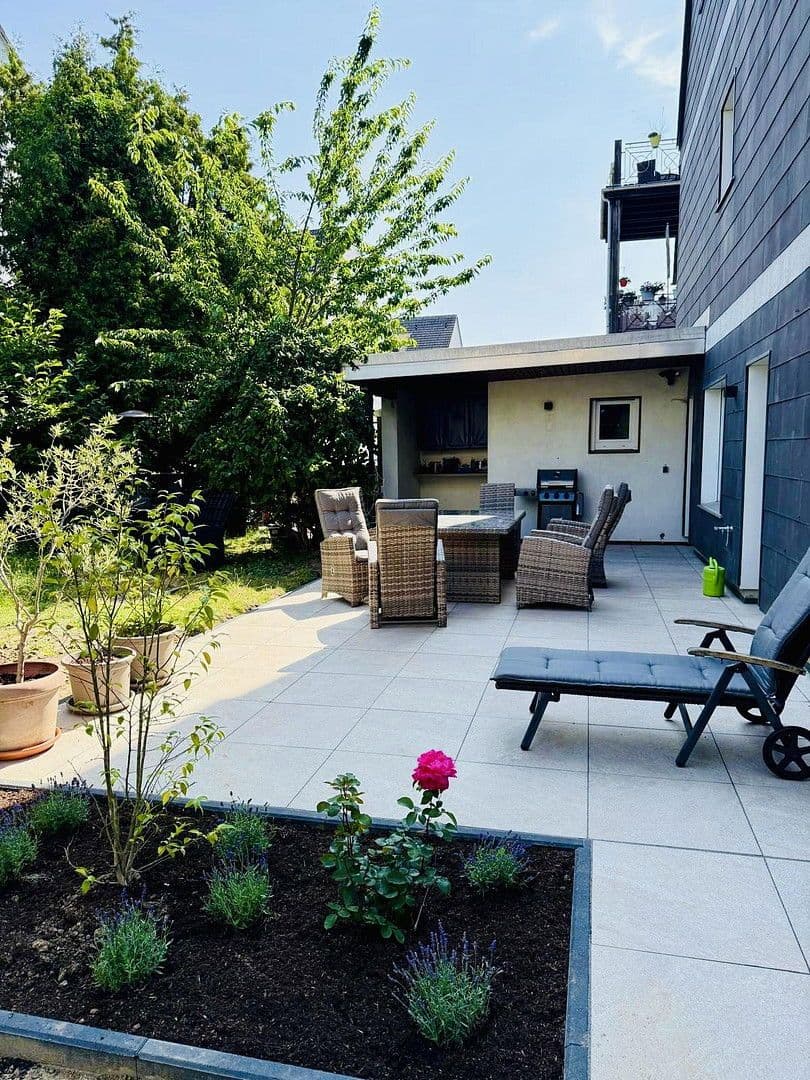 Prenájom bytu 3-izbový 115 m², Unna, Severné Porýnie - Westfálsko Prenájom bytu 3-izbový 115 m², Unna, Severné Porýnie - Westfálsko