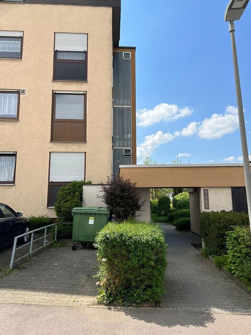 Prenájom bytu 3-izbový 78 m², Markgröningen, Bádensko-Wurttembersko Prenájom bytu 3-izbový 78 m², Markgröningen, Bádensko-Wurttembersko