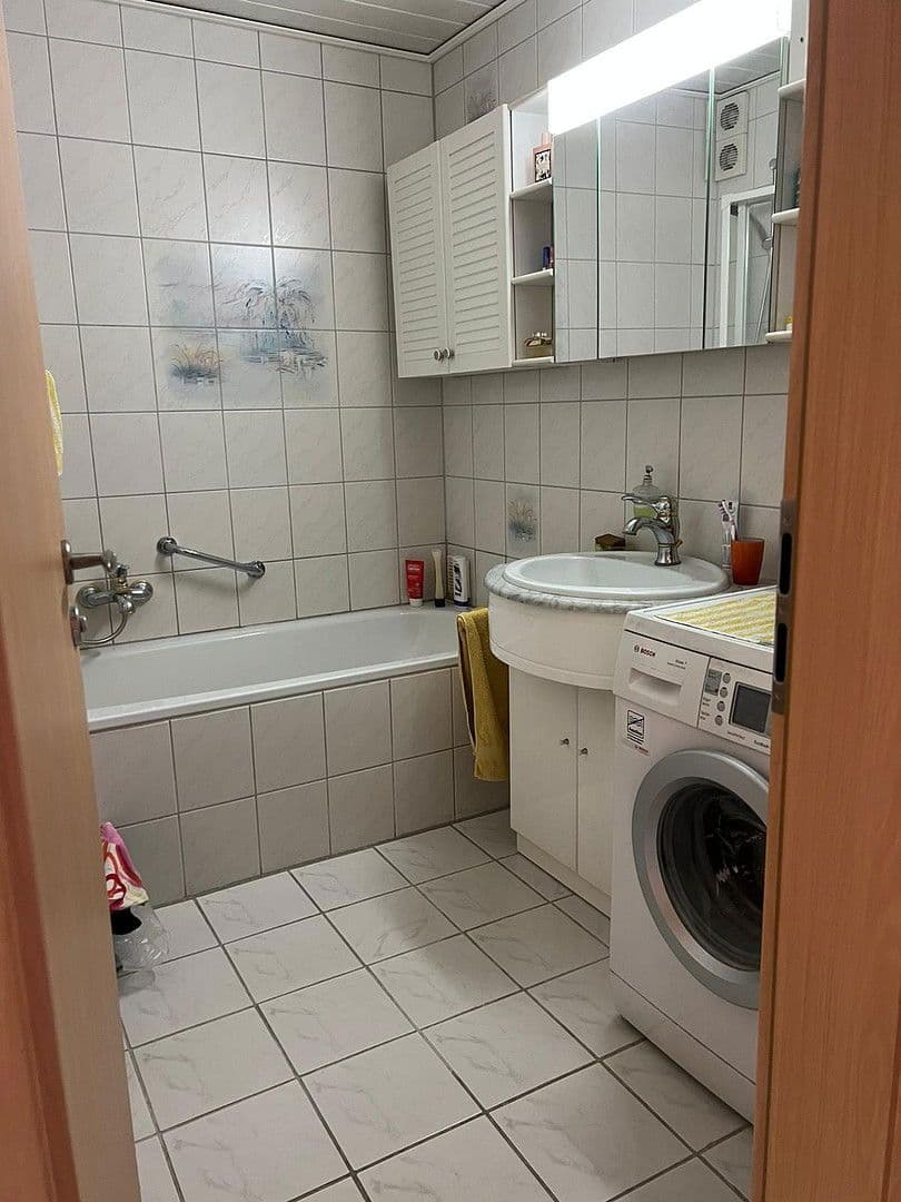 Prenájom bytu 3-izbový 78 m², Markgröningen, Bádensko-Wurttembersko Prenájom bytu 3-izbový 78 m², Markgröningen, Bádensko-Wurttembersko