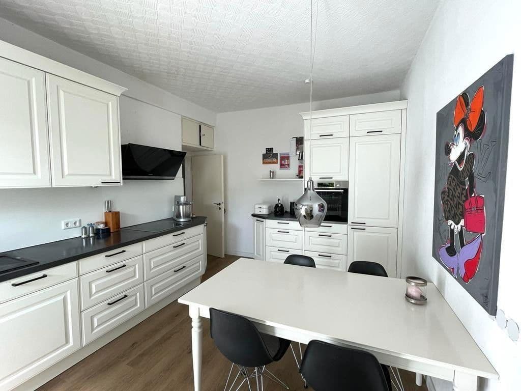 Prenájom bytu 2-izbový 66 m², Meisenburgstr 17, Essen, Severné Porýnie - Westfálsko Prenájom bytu 2-izbový 66 m², Meisenburgstr 17, Essen, Severné Porýnie - Westfálsko