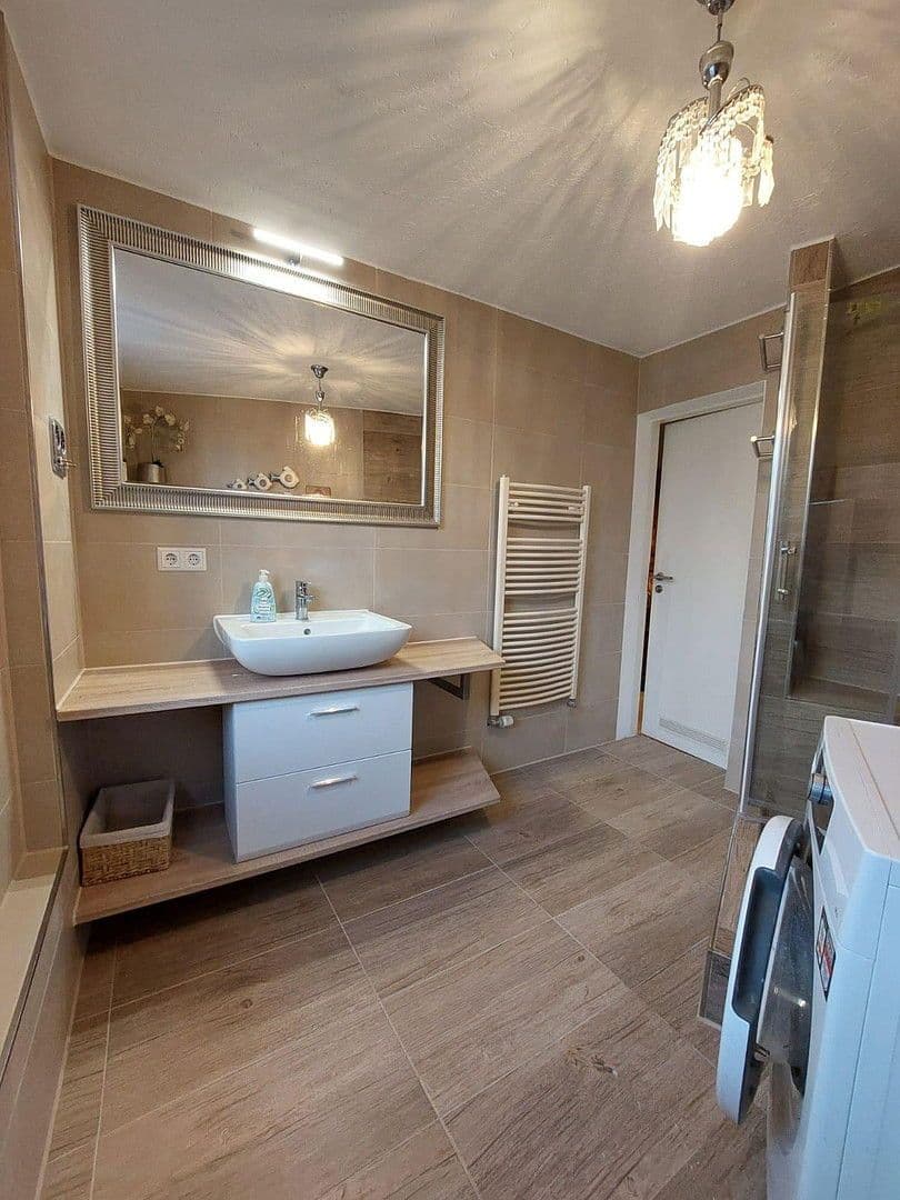 Prenájom bytu 4-izbový 80 m², Fellbach, Bádensko-Wurttembersko Prenájom bytu 4-izbový 80 m², Fellbach, Bádensko-Wurttembersko