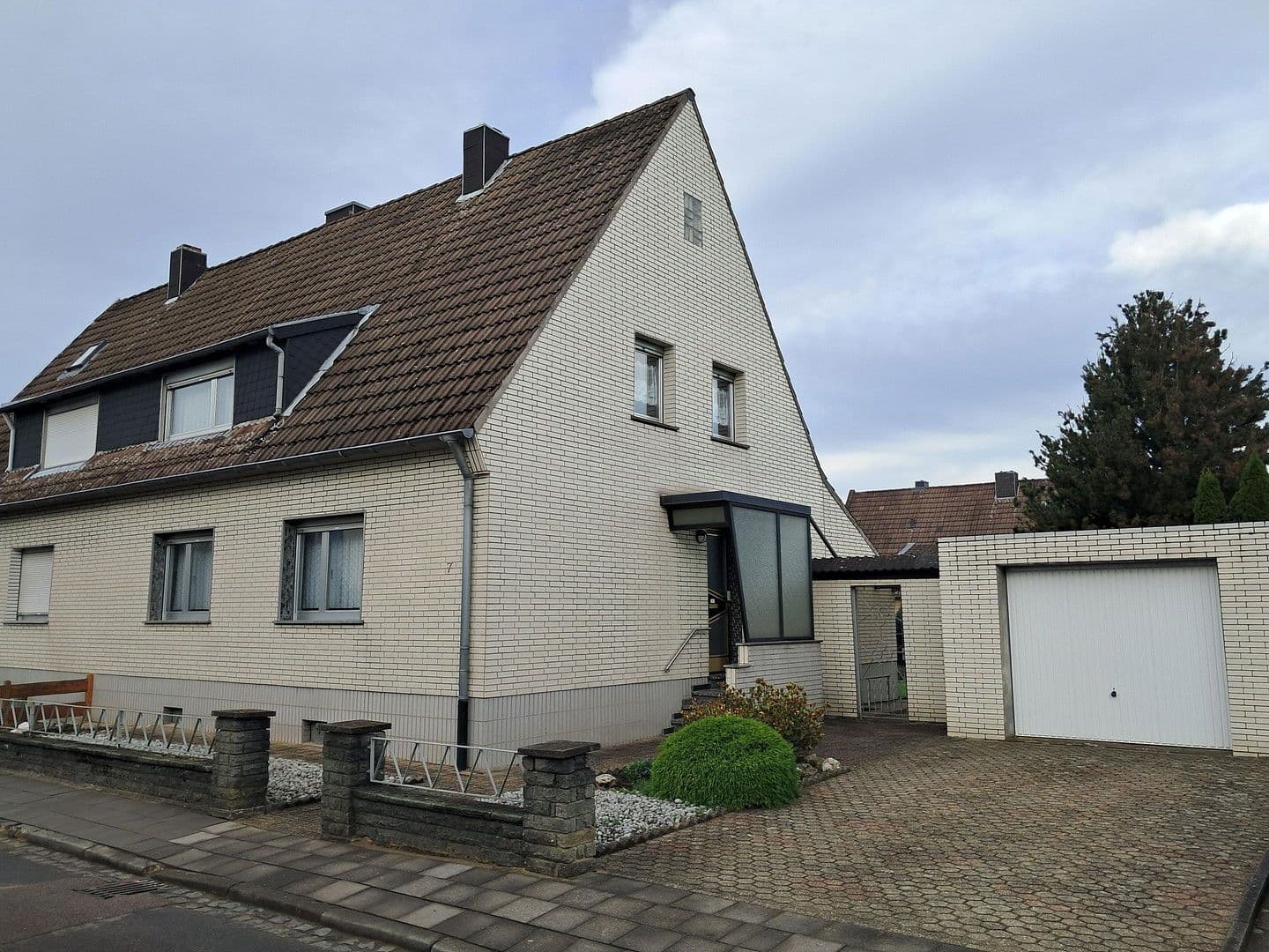 Predaj domu 105 m², pozemek 467 m², Alsdorf, Severné Porýnie - Westfálsko Predaj domu 105 m², pozemek 467 m², Alsdorf, Severné Porýnie - Westfálsko
