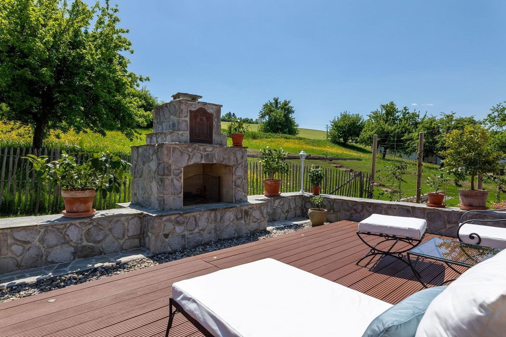 Predaj domu 220 m², pozemek 1.329 m², Stühlingen, Bádensko-Wurttembersko Predaj domu 220 m², pozemek 1.329 m², Stühlingen, Bádensko-Wurttembersko