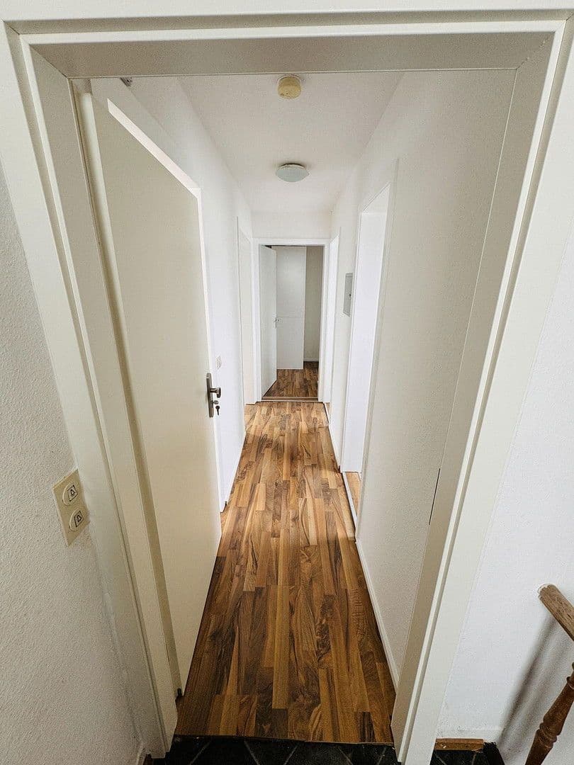 Prenájom bytu 2-izbový 42 m², Plochingen, Bádensko-Wurttembersko Prenájom bytu 2-izbový 42 m², Plochingen, Bádensko-Wurttembersko