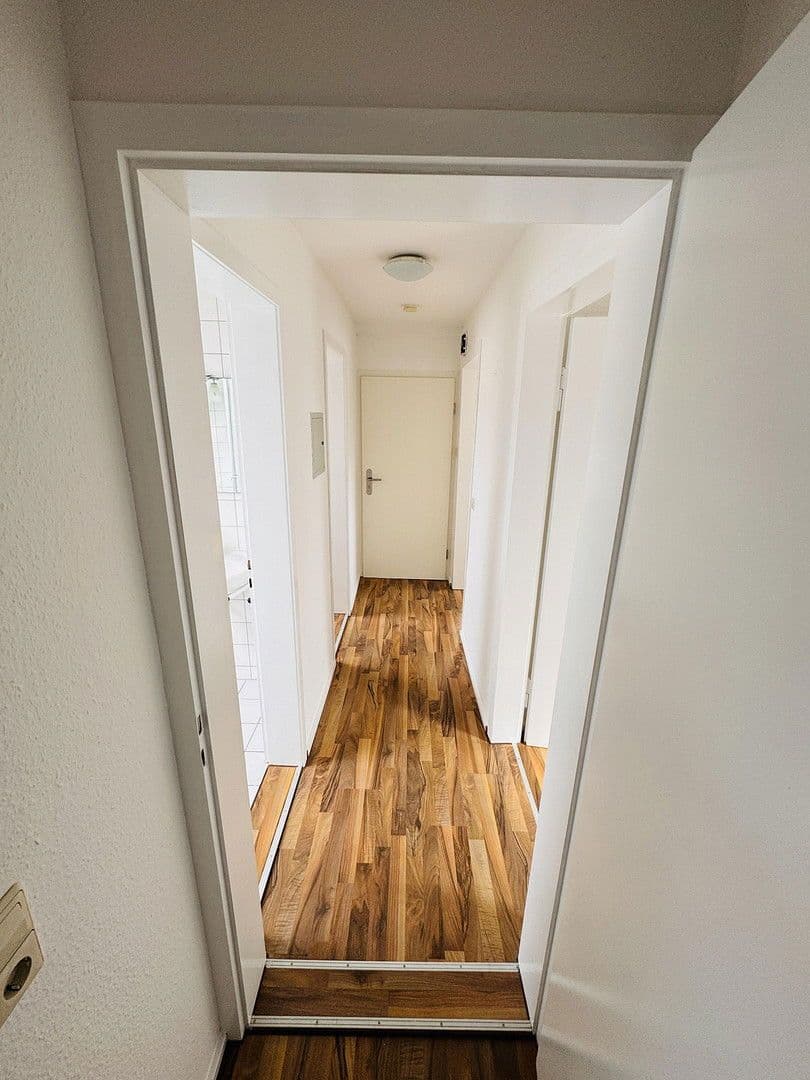 Prenájom bytu 2-izbový 42 m², Plochingen, Bádensko-Wurttembersko Prenájom bytu 2-izbový 42 m², Plochingen, Bádensko-Wurttembersko