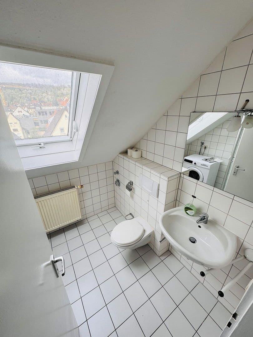 Prenájom bytu 2-izbový 42 m², Plochingen, Bádensko-Wurttembersko Prenájom bytu 2-izbový 42 m², Plochingen, Bádensko-Wurttembersko