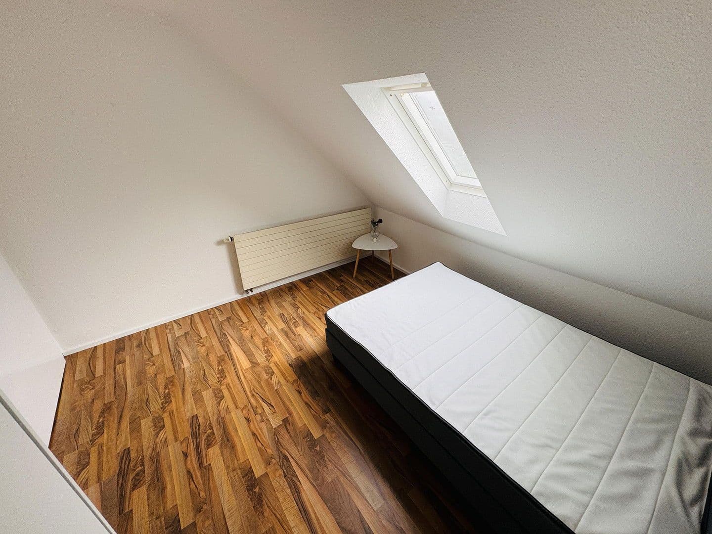 Prenájom bytu 2-izbový 42 m², Plochingen, Bádensko-Wurttembersko Prenájom bytu 2-izbový 42 m², Plochingen, Bádensko-Wurttembersko