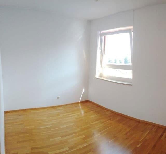 Predaj bytu 3-izbový 78 m², Unterhaching, Bavorsko Predaj bytu 3-izbový 78 m², Unterhaching, Bavorsko