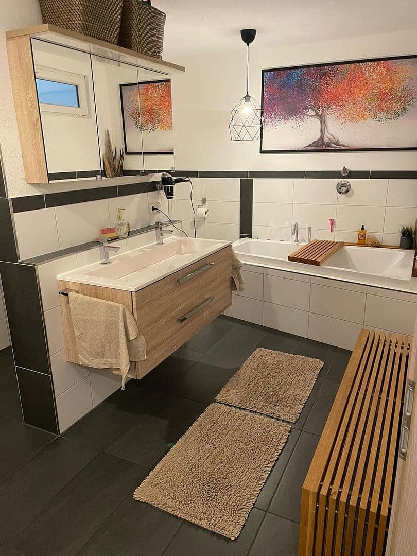 Predaj bytu 3-izbový 168 m², Rattelsdorf, Bavorsko Predaj bytu 3-izbový 168 m², Rattelsdorf, Bavorsko