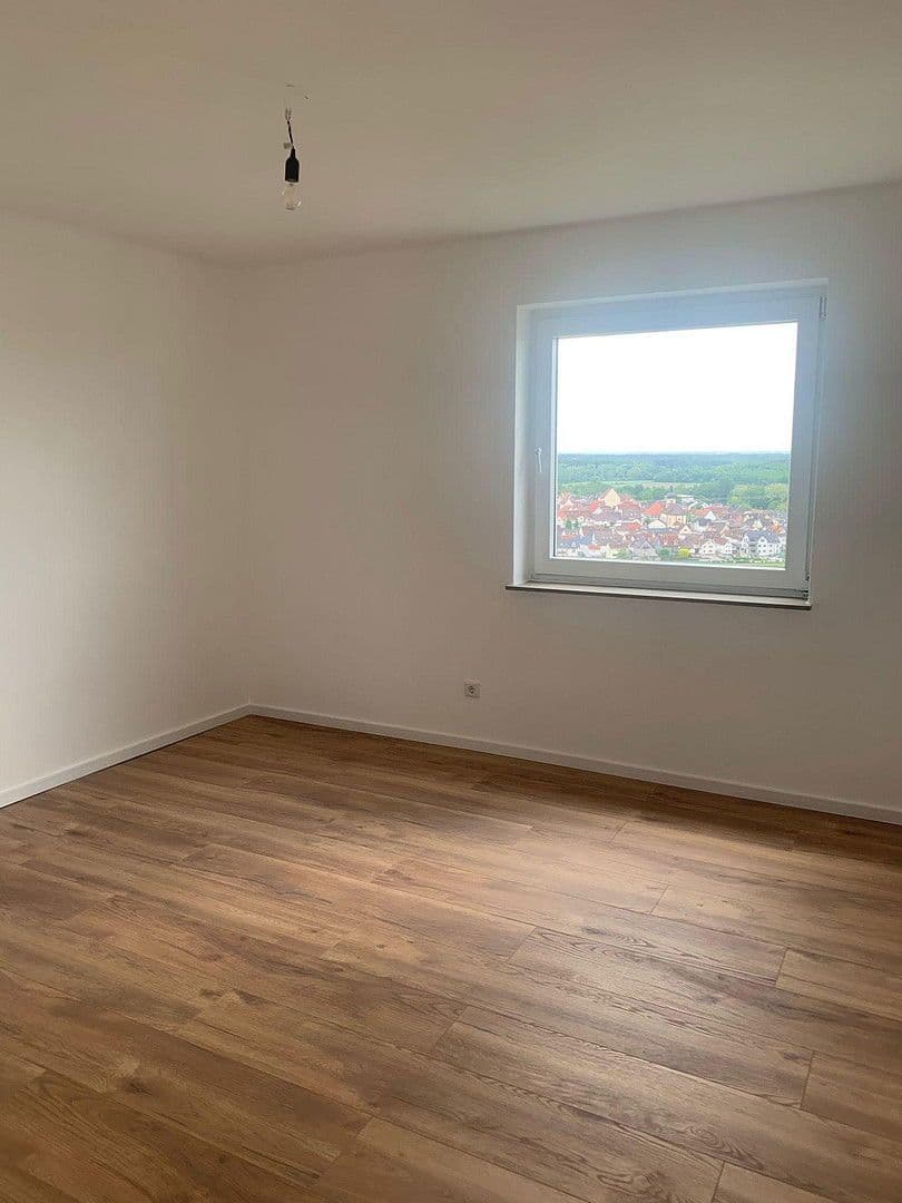 Prenájom bytu 4-izbový 103 m², Behringstr. 23, Mainaschaff, Bavorsko Prenájom bytu 4-izbový 103 m², Behringstr. 23, Mainaschaff, Bavorsko