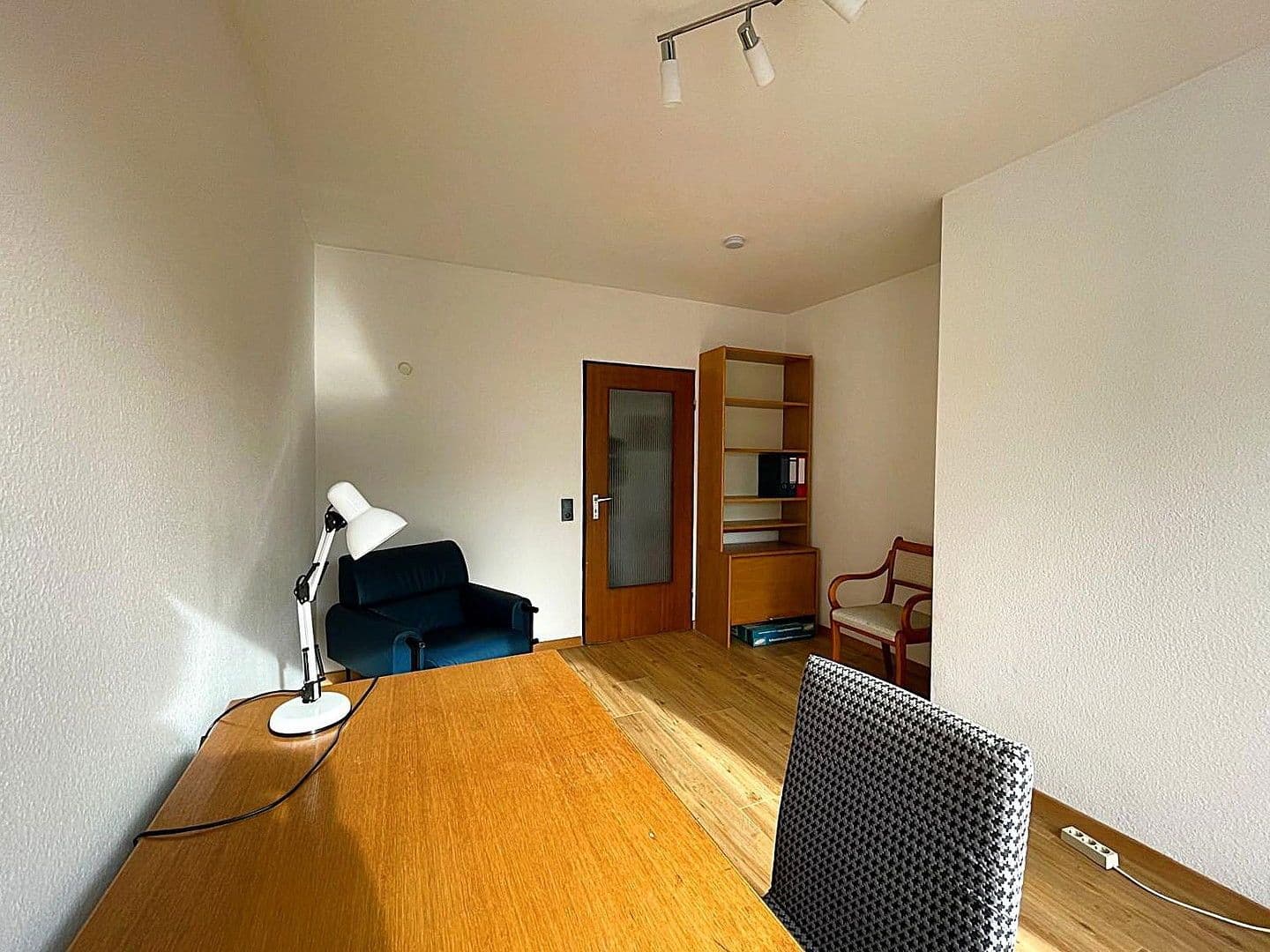 Prenájom bytu 4-izbový 135 m², Dietzenbach, Hesensko Prenájom bytu 4-izbový 135 m², Dietzenbach, Hesensko