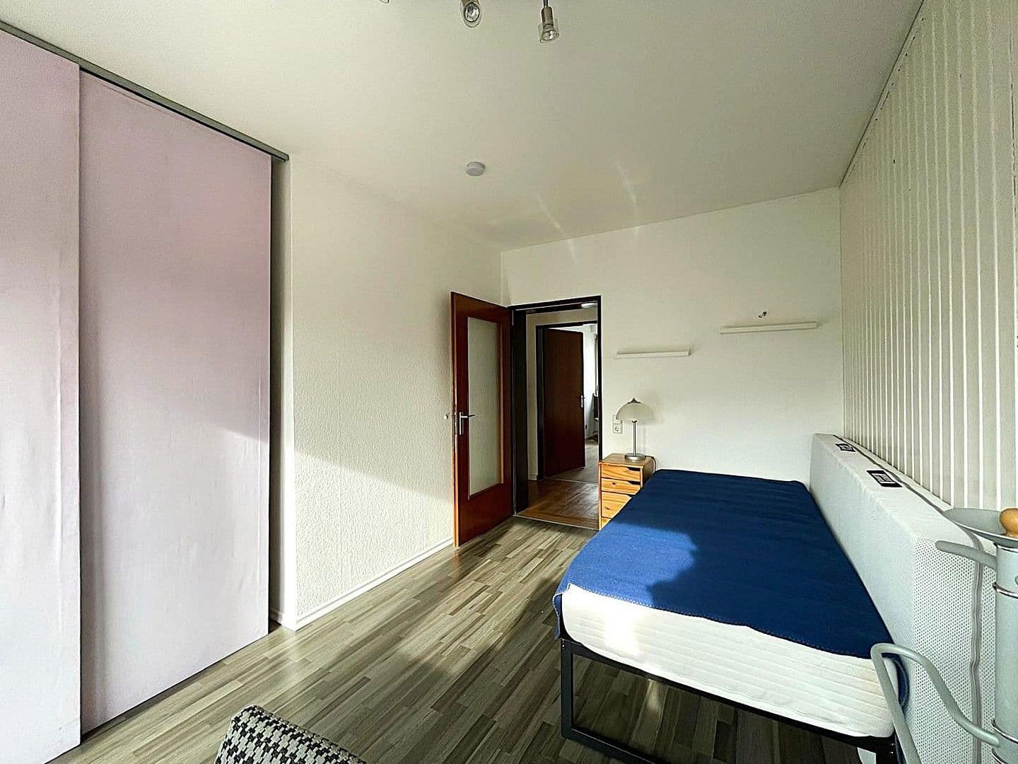 Prenájom bytu 4-izbový 135 m², Dietzenbach, Hesensko Prenájom bytu 4-izbový 135 m², Dietzenbach, Hesensko