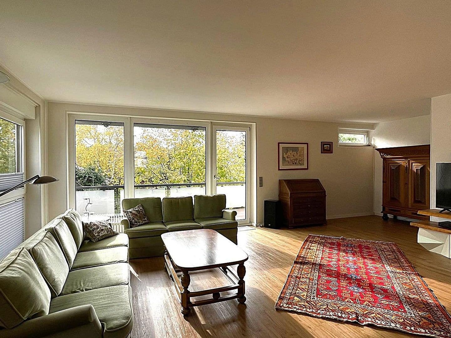 Prenájom bytu 4-izbový 135 m², Dietzenbach, Hesensko Prenájom bytu 4-izbový 135 m², Dietzenbach, Hesensko