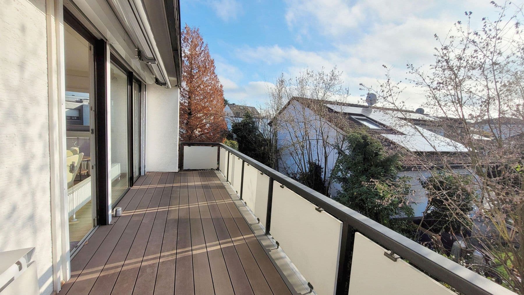 Prenájom bytu 4-izbový 135 m², Dietzenbach, Hesensko Prenájom bytu 4-izbový 135 m², Dietzenbach, Hesensko