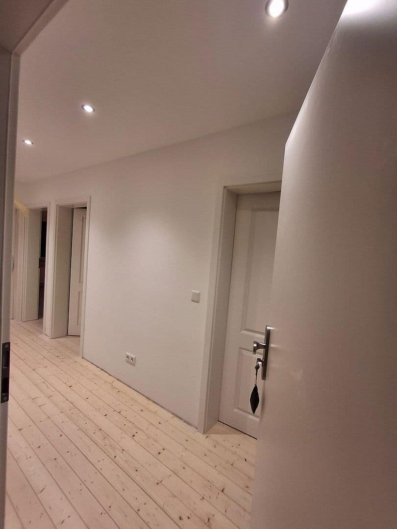 Prenájom bytu 3-izbový 107 m², Melle, Dolné Sasko Prenájom bytu 3-izbový 107 m², Melle, Dolné Sasko