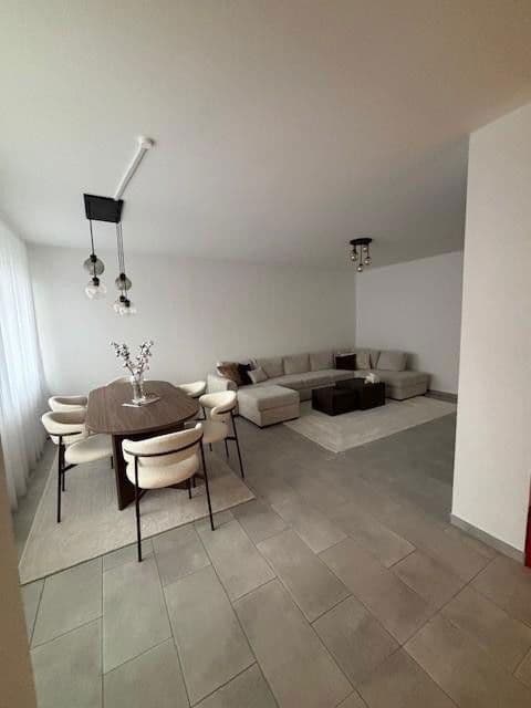 Prenájom bytu 2-izbový 86 m², Lindenstr.37a, Gladbeck, Severné Porýnie - Westfálsko Prenájom bytu 2-izbový 86 m², Lindenstr.37a, Gladbeck, Severné Porýnie - Westfálsko