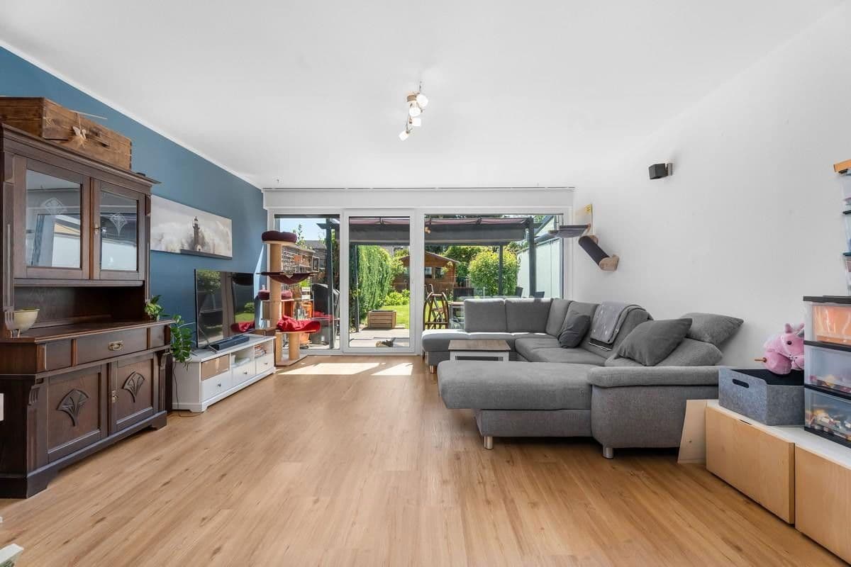 Predaj domu 175 m², pozemek 200 m², Goldammerweg 122b, Aachen, Severné Porýnie - Westfálsko Predaj domu 175 m², pozemek 200 m², Goldammerweg 122b, Aachen, Severné Porýnie - Westfálsko