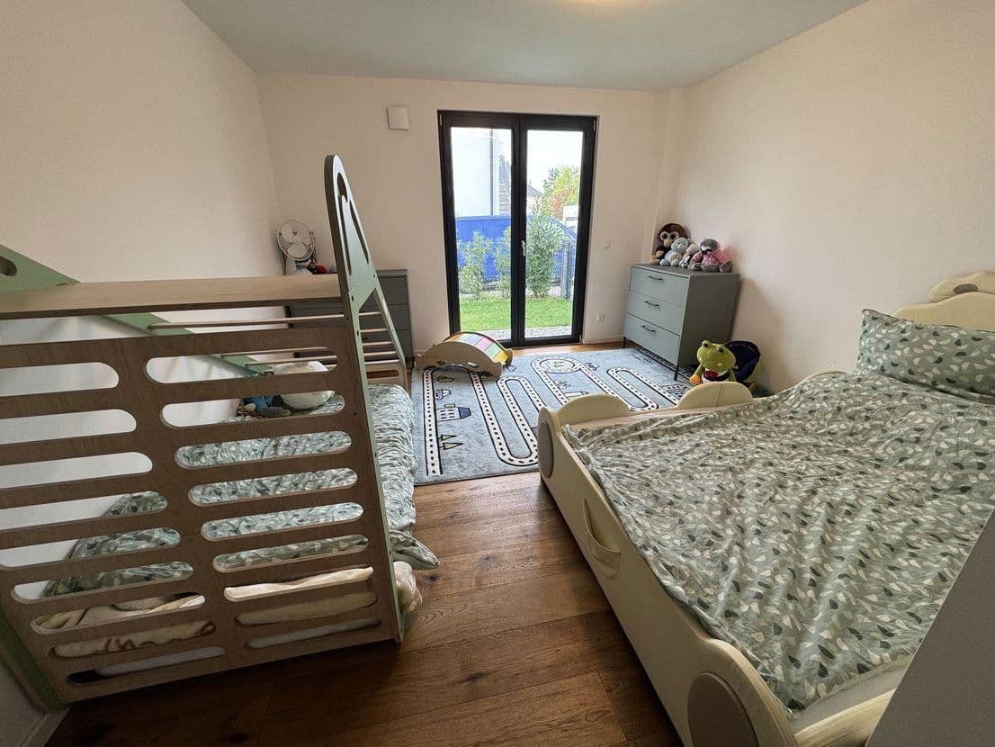 Prenájom bytu 4-izbový 124 m², Dorfstraße 13a, Germering, Bavorsko Prenájom bytu 4-izbový 124 m², Dorfstraße 13a, Germering, Bavorsko