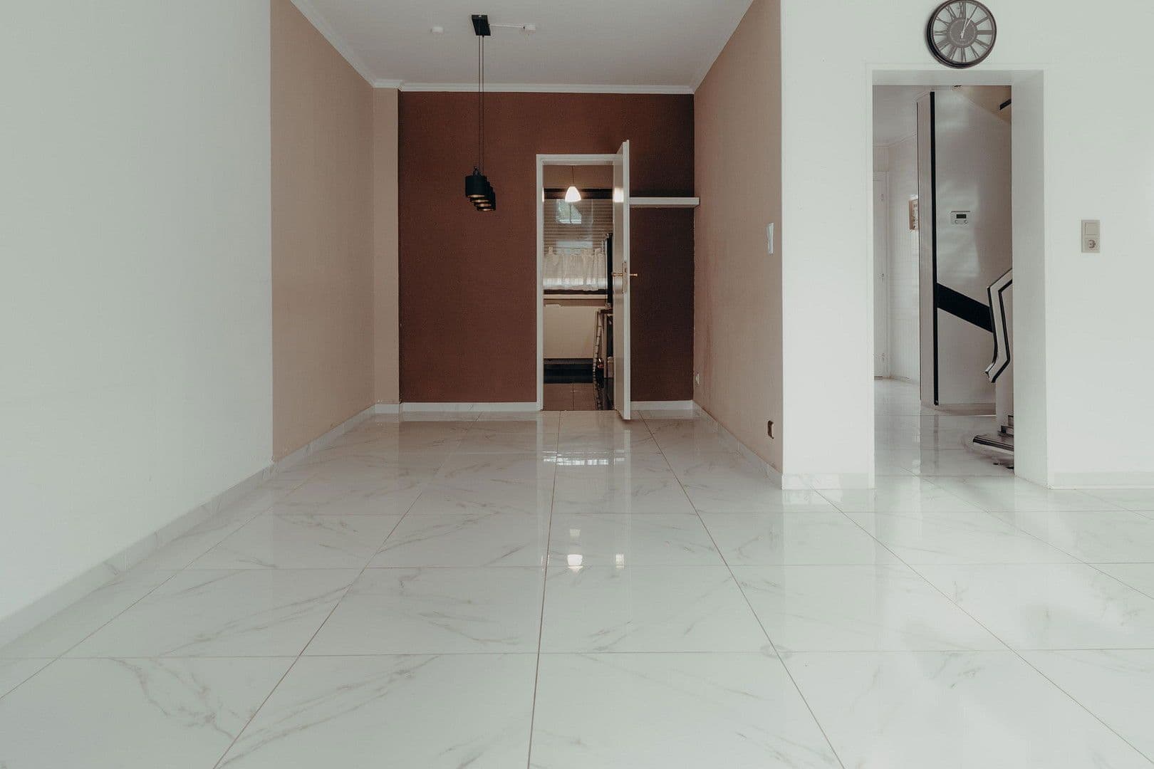 Predaj domu 99 m², pozemek 115 m², Stuhr, Dolné Sasko Predaj domu 99 m², pozemek 115 m², Stuhr, Dolné Sasko