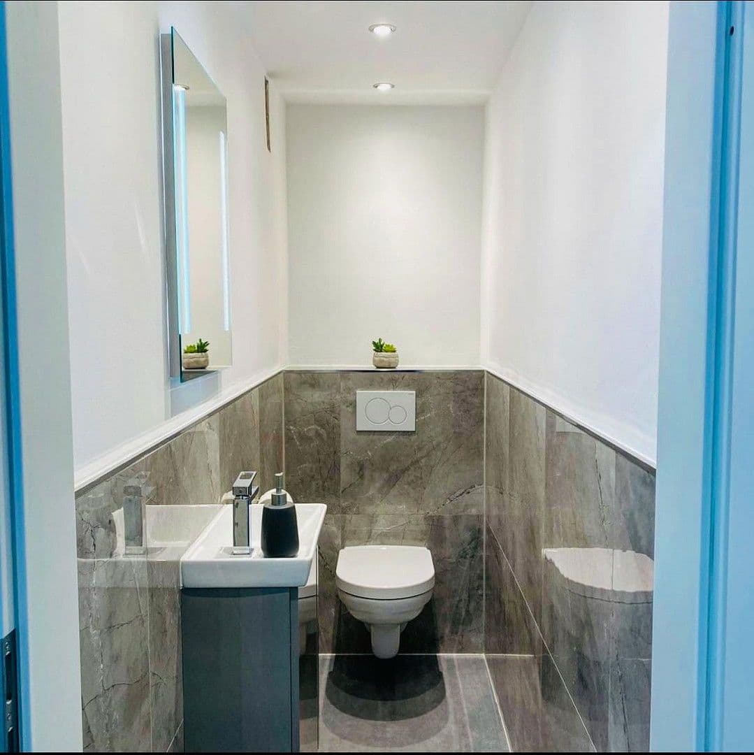 Prenájom bytu 3-izbový 92 m², Köln, Severné Porýnie - Westfálsko Prenájom bytu 3-izbový 92 m², Köln, Severné Porýnie - Westfálsko