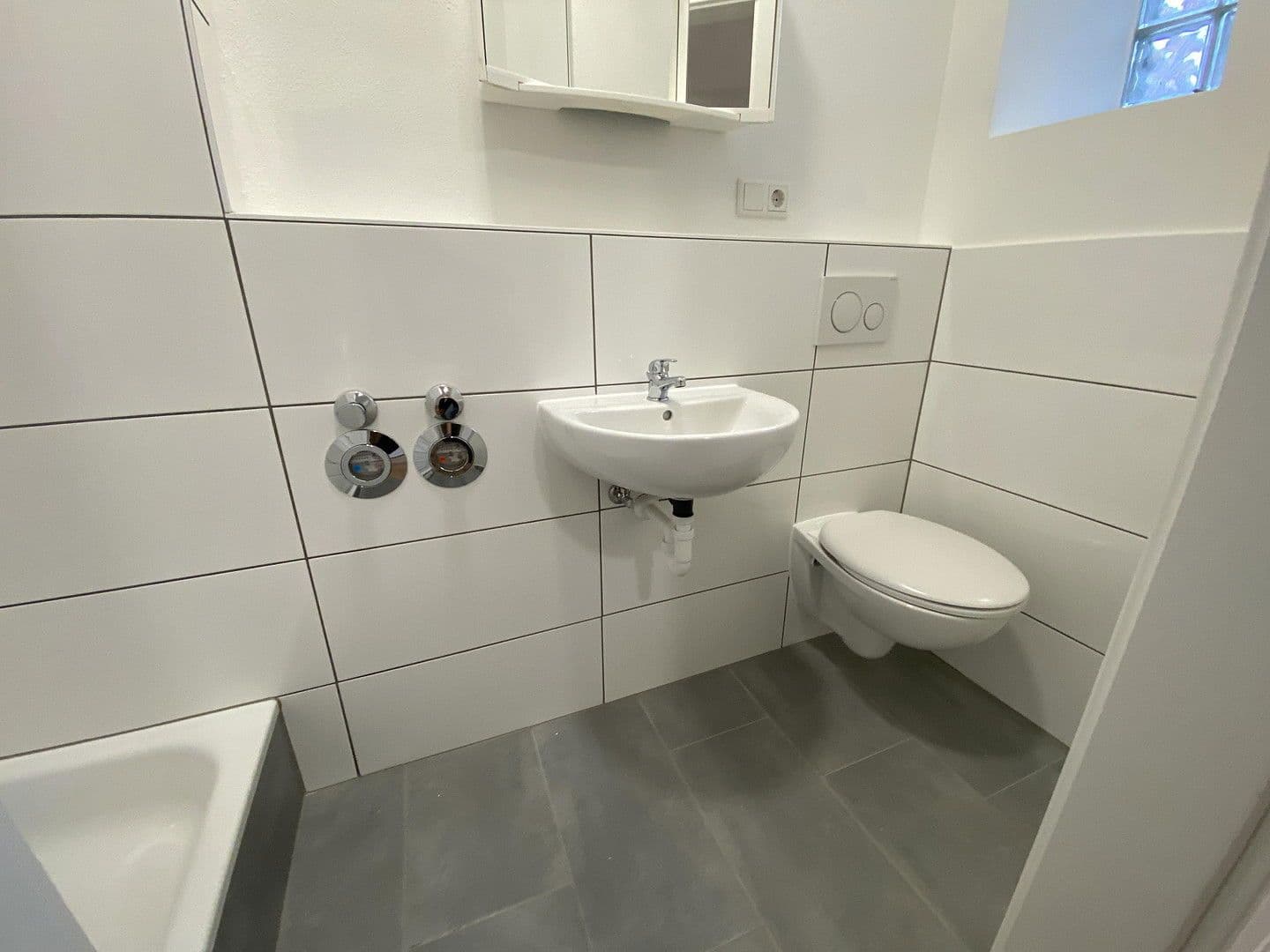 Prenájom bytu 1-izbový 30 m², Mannheim, Bádensko-Wurttembersko Prenájom bytu 1-izbový 30 m², Mannheim, Bádensko-Wurttembersko