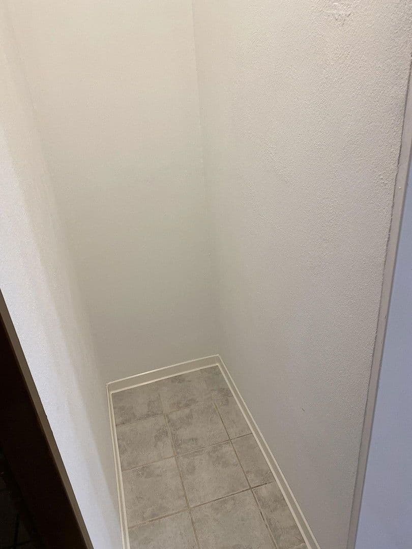 Prenájom bytu 1-izbový 30 m², Mannheim, Bádensko-Wurttembersko Prenájom bytu 1-izbový 30 m², Mannheim, Bádensko-Wurttembersko