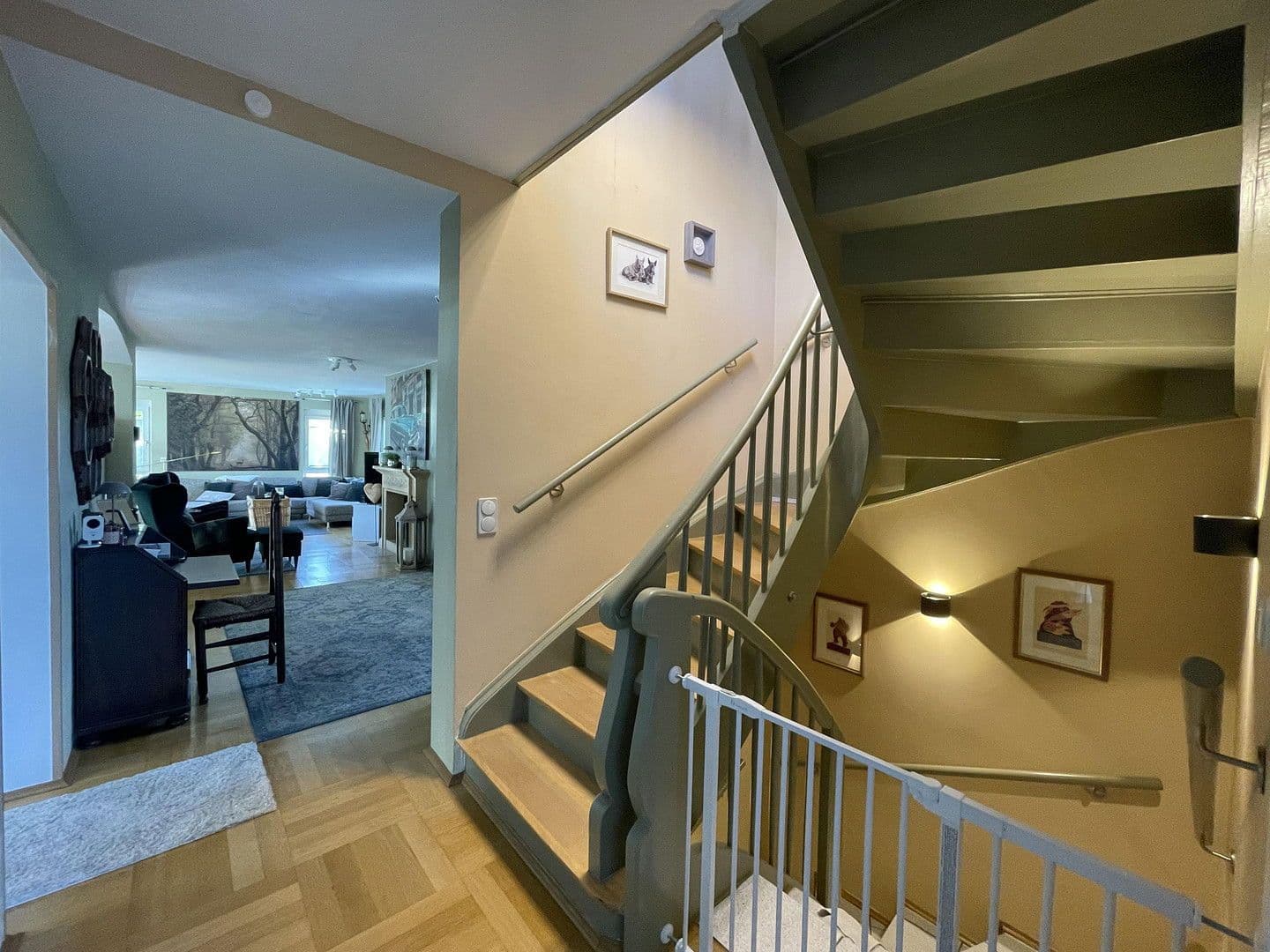 Predaj domu 254 m², pozemek 818 m², Pforzheim, Bádensko-Wurttembersko Predaj domu 254 m², pozemek 818 m², Pforzheim, Bádensko-Wurttembersko