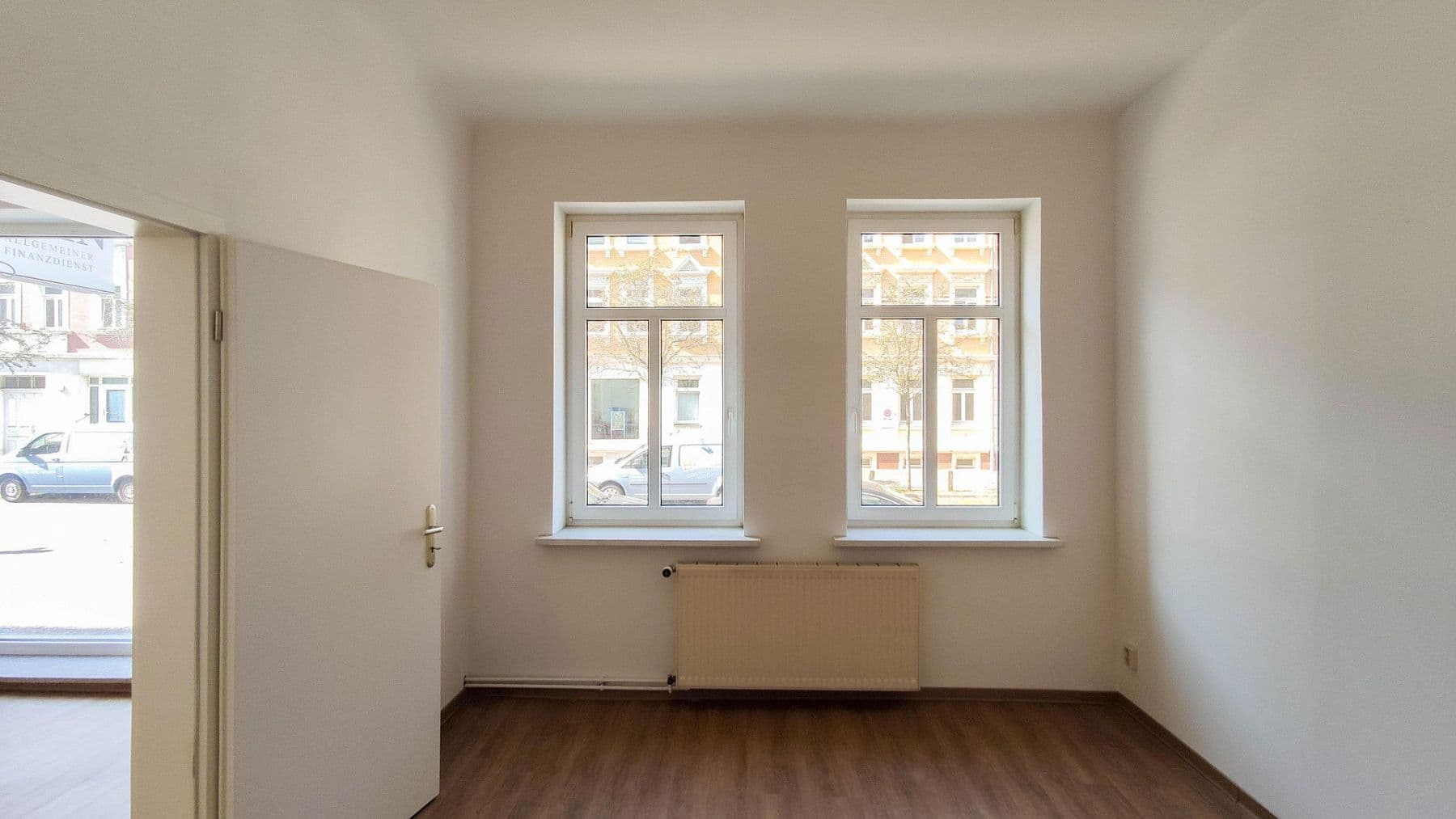 Prenájom kancelárie 68 m², Südstrasse 35, Leipzig, Sasko Prenájom kancelárie 68 m², Südstrasse 35, Leipzig, Sasko