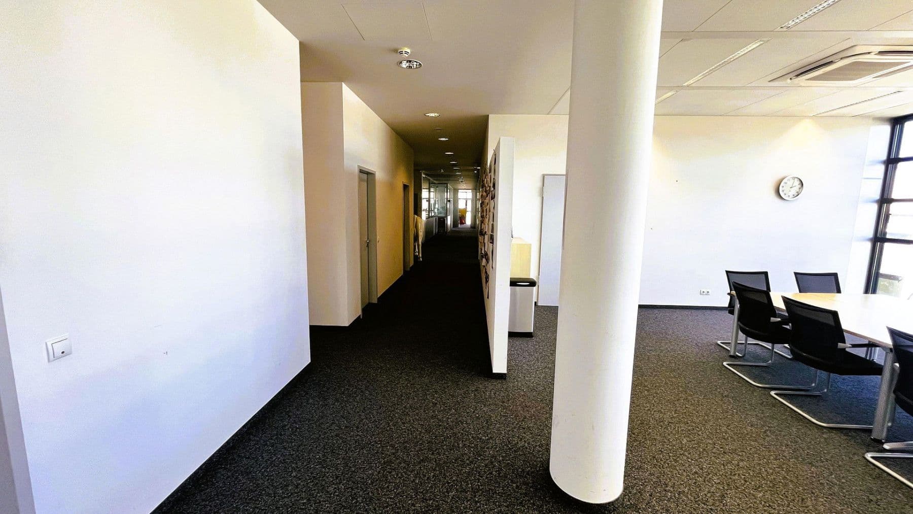 Prenájom kancelárie 650 m², Ismaning, Bavorsko Prenájom kancelárie 650 m², Ismaning, Bavorsko
